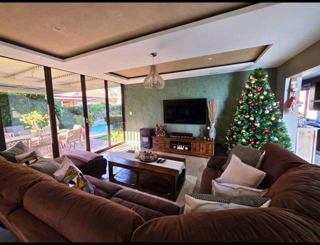 3 BEDROOM HOUSE FOR SALE IN NORTON'S HOME ESTATE